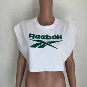 Forever 21 Reebok Graphic Print White Cropped Top Shirt Women’s Size S Active